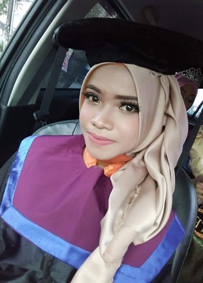 Bayuni Agustina: Associate’s Degree in Pharmacy